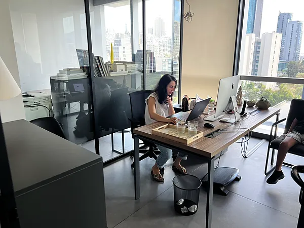 Office, systems by SIMONIAN Technology