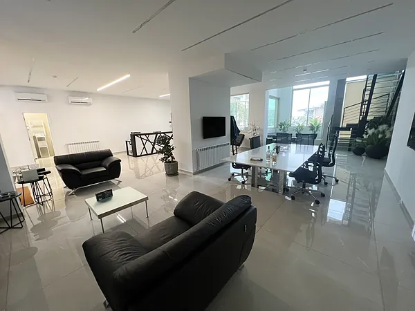 Office, systems by SIMONIAN Technology
