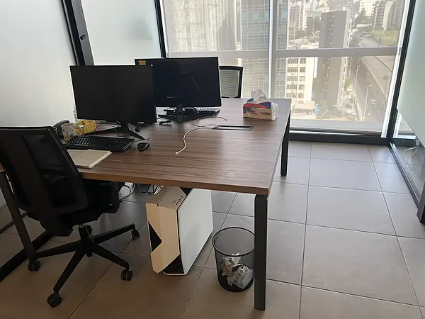 Office, systems by SIMONIAN Technology