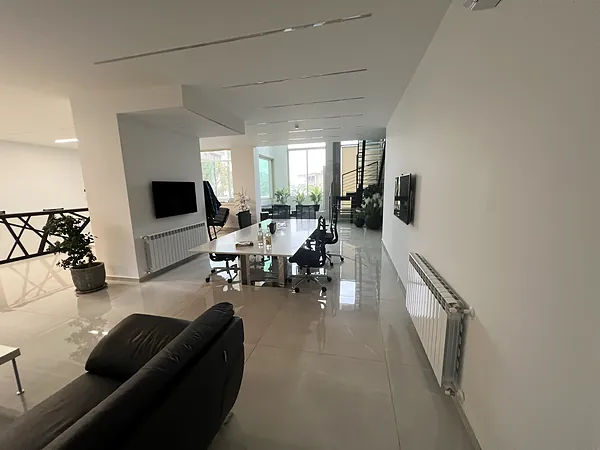 Office, systems by SIMONIAN Technology