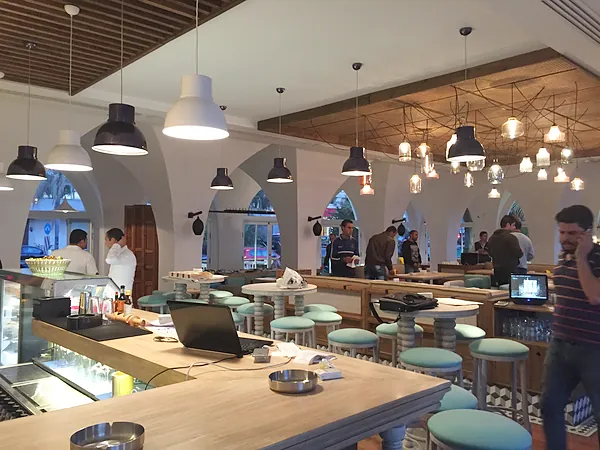 Restaurant, systems by SIMONIAN Technology
