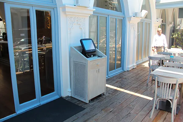 Restaurant, systems by SIMONIAN Technology