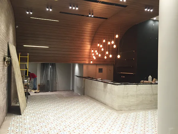 Restaurant, systems by SIMONIAN Technology