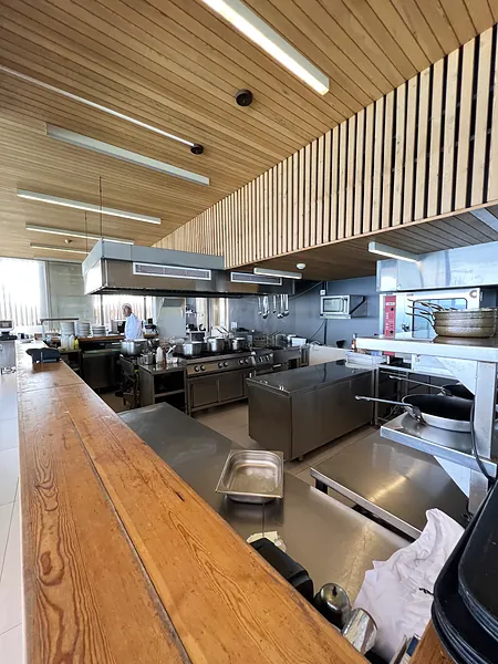 Restaurant, systems by SIMONIAN Technology