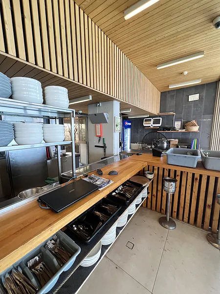 Restaurant, systems by SIMONIAN Technology