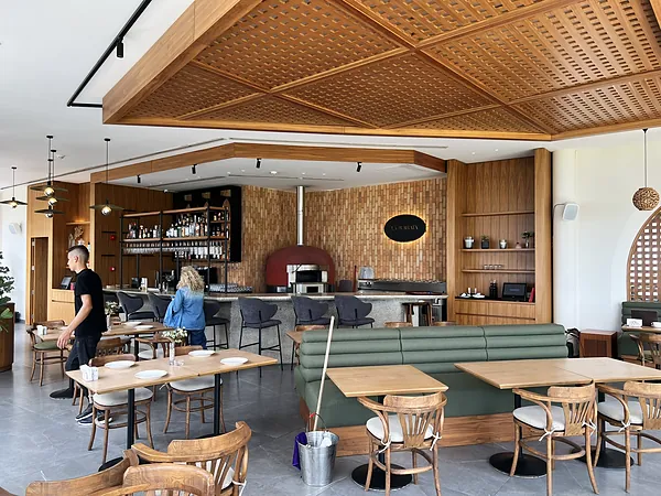 Restaurant, systems by SIMONIAN Technology