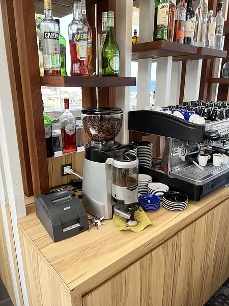 Restaurant, systems by SIMONIAN Technology