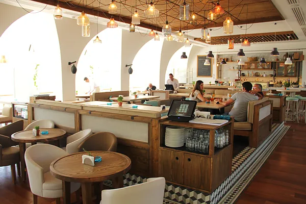 Restaurant, systems by SIMONIAN Technology