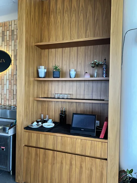 Restaurant, systems by SIMONIAN Technology