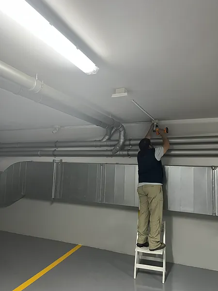 Warehouse, showroom and station, systems by SIMONIAN Technology