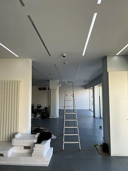 Warehouse, showroom and station, systems by SIMONIAN Technology