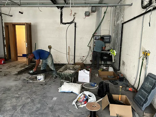 Warehouse, showroom and station, systems by SIMONIAN Technology