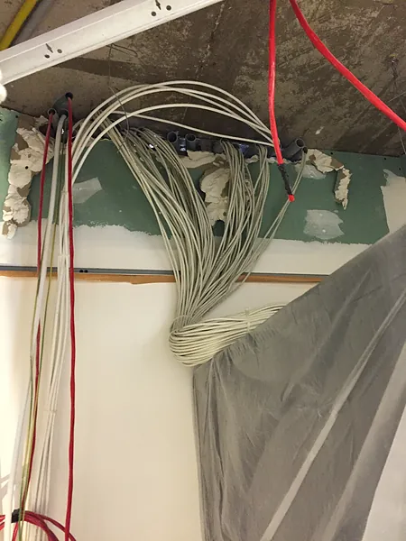 Fit out, cabling and systems by SIMONIAN Technology