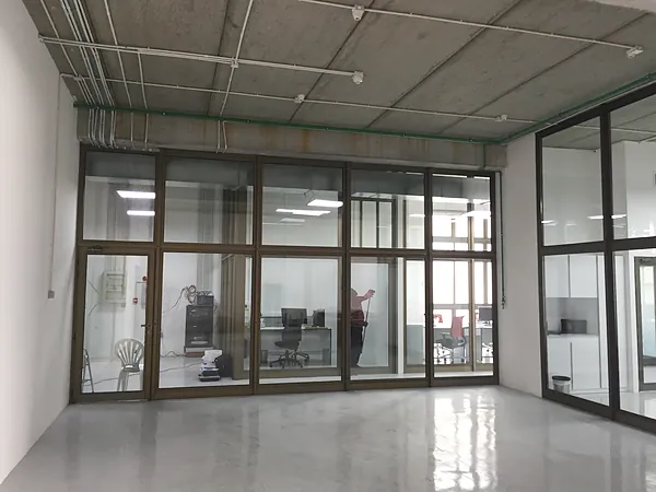 Fit out, cabling and systems by SIMONIAN Technology