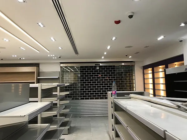 Fit out, cabling and systems by SIMONIAN Technology