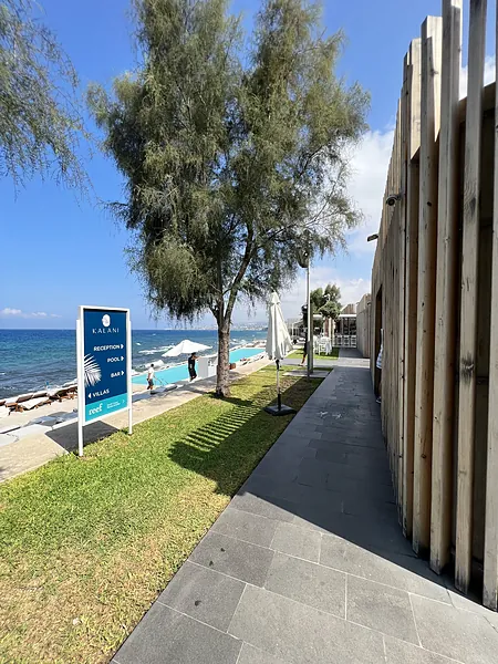 Beach club, systems by SIMONIAN Technology