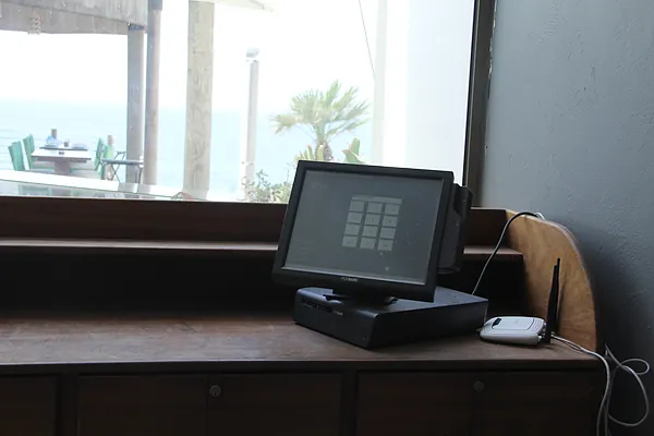Beach club, systems by SIMONIAN Technology