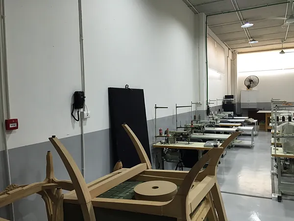 Warehouse, showroom and station, systems by SIMONIAN Technology