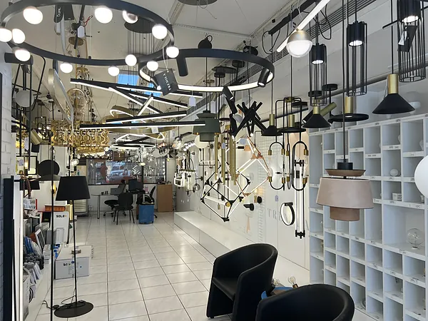 Warehouse, showroom and station, systems by SIMONIAN Technology